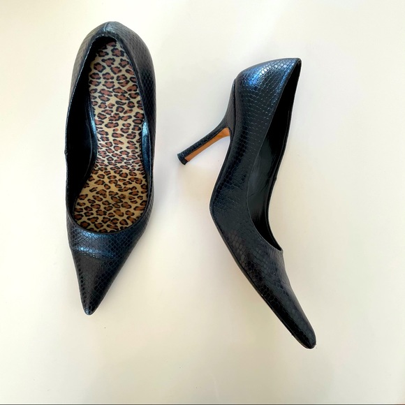 Kenneth Cole Snake Leather Heels Size 7 - Picture 1 of 3